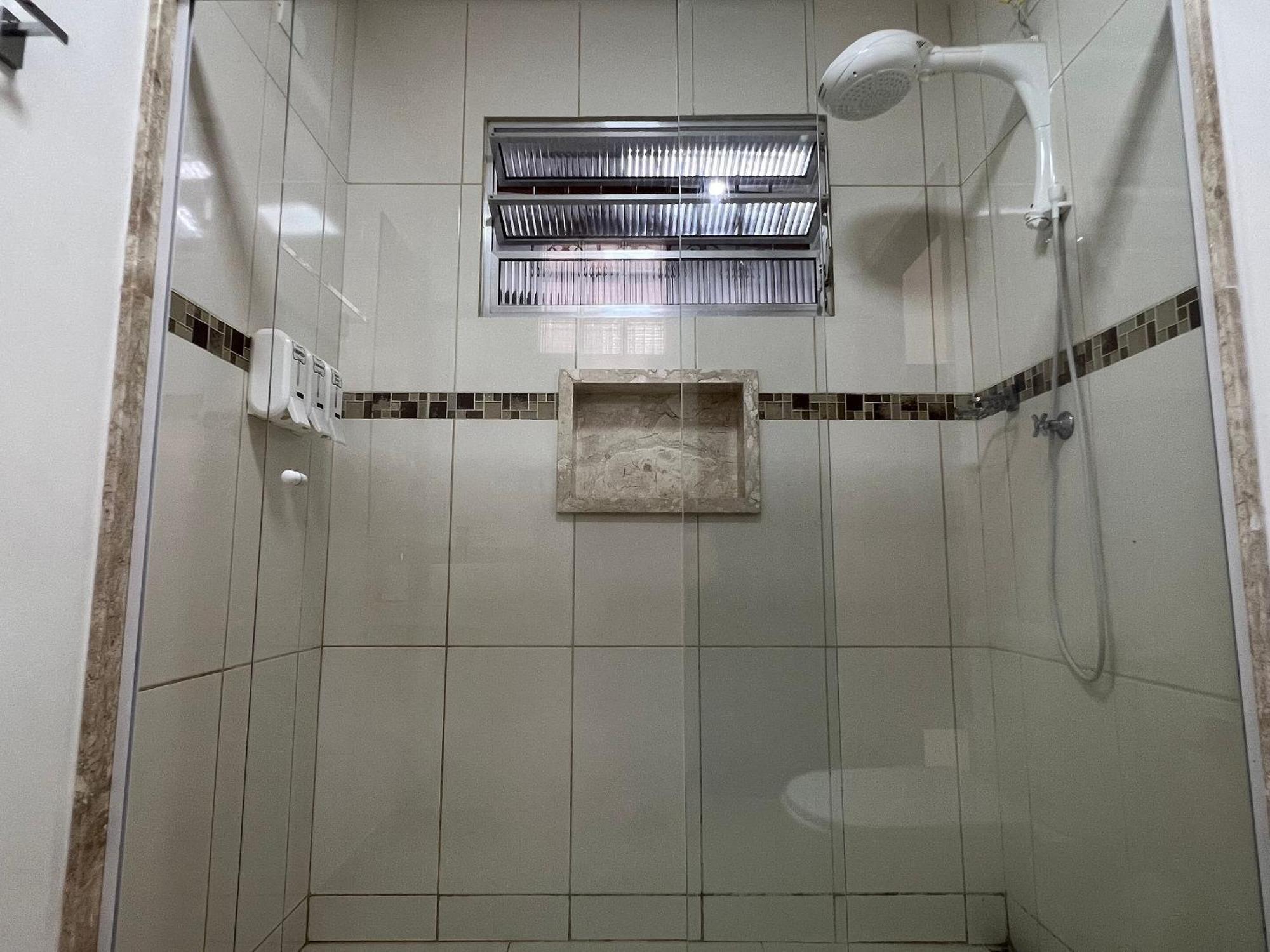 Casa Agradavel Com Piscina, A Poucos Passos Da Praia Peruíbe Buitenkant foto