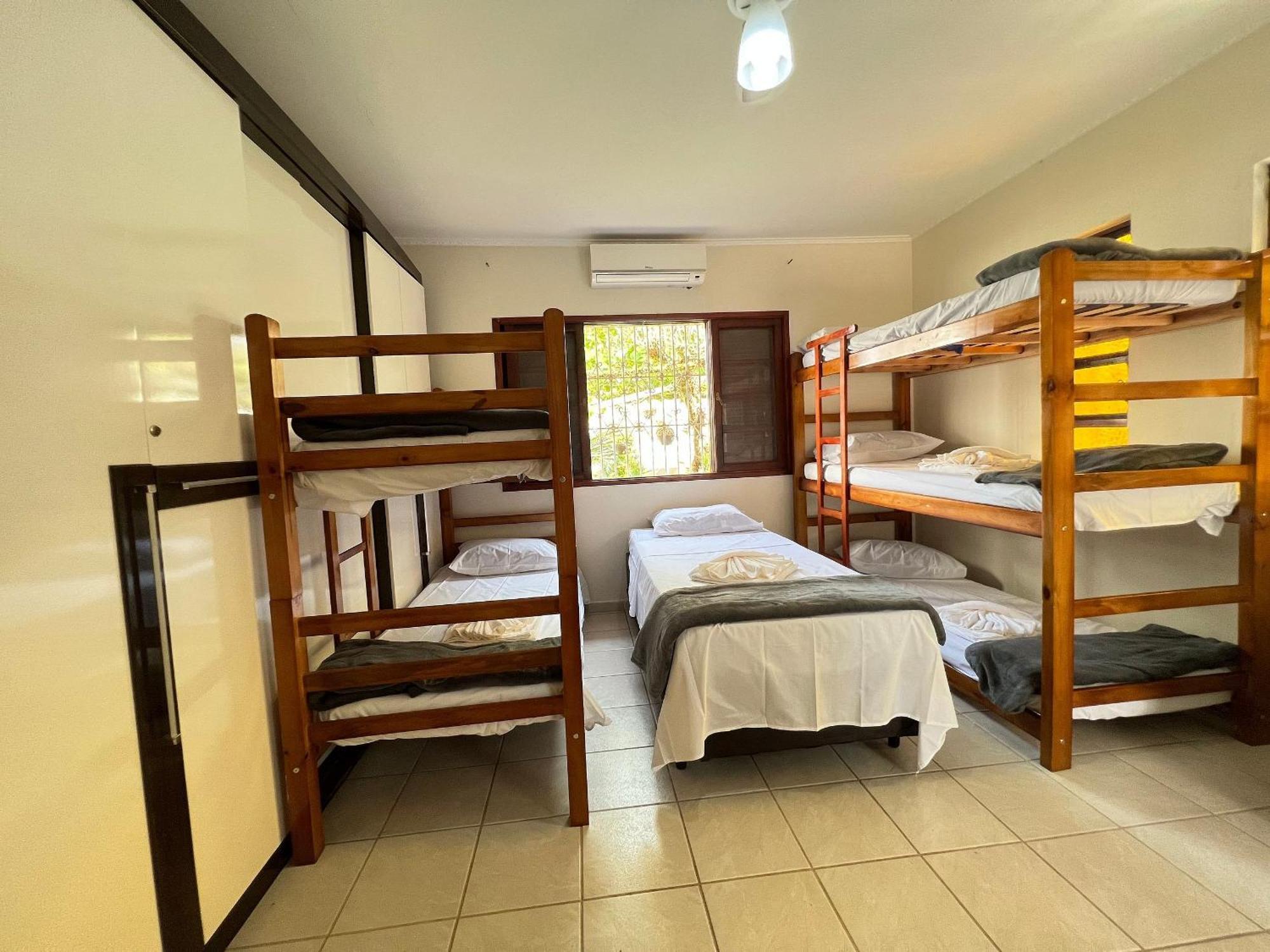 Casa Agradavel Com Piscina, A Poucos Passos Da Praia Peruíbe Buitenkant foto