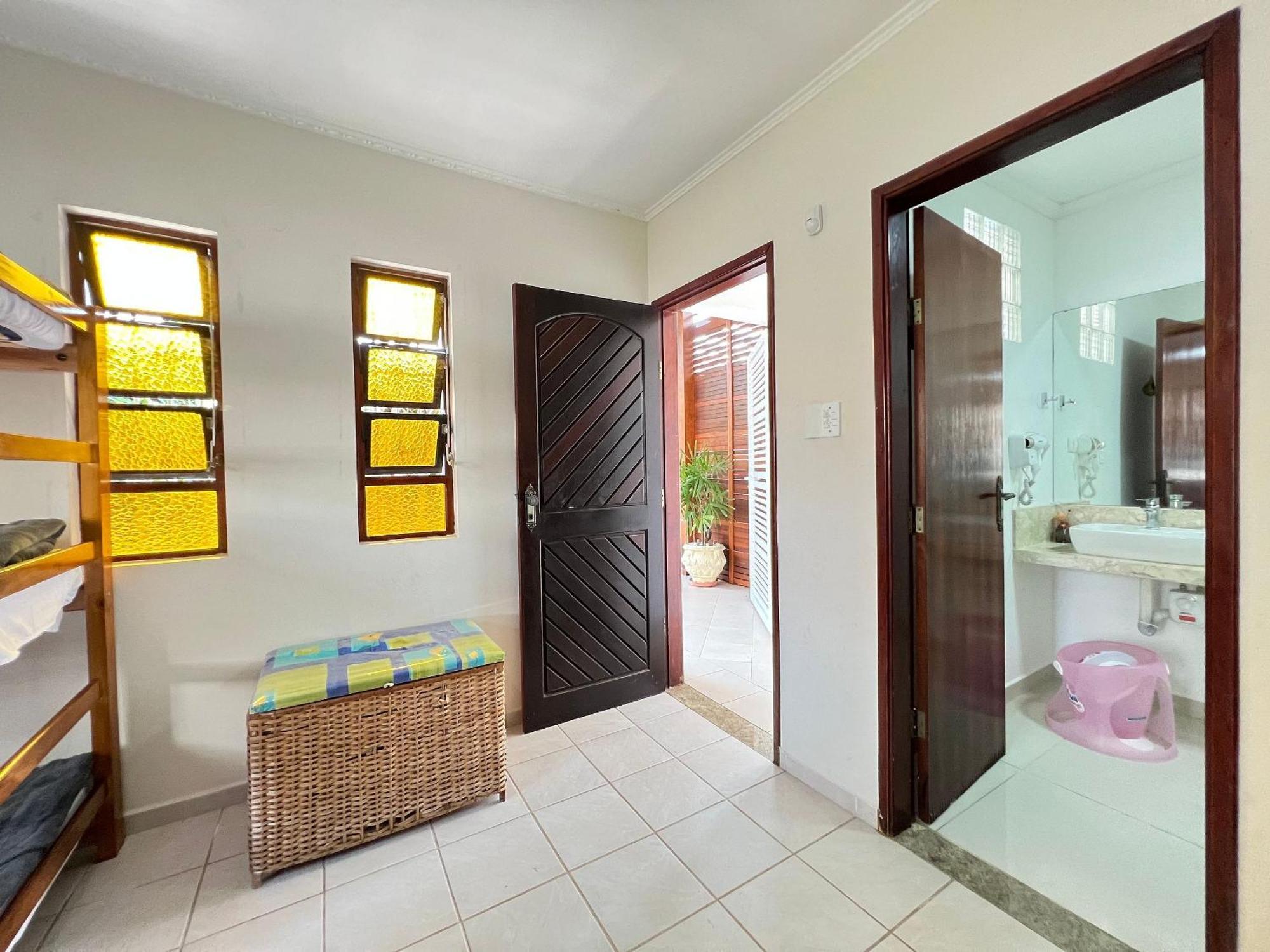Casa Agradavel Com Piscina, A Poucos Passos Da Praia Peruíbe Buitenkant foto