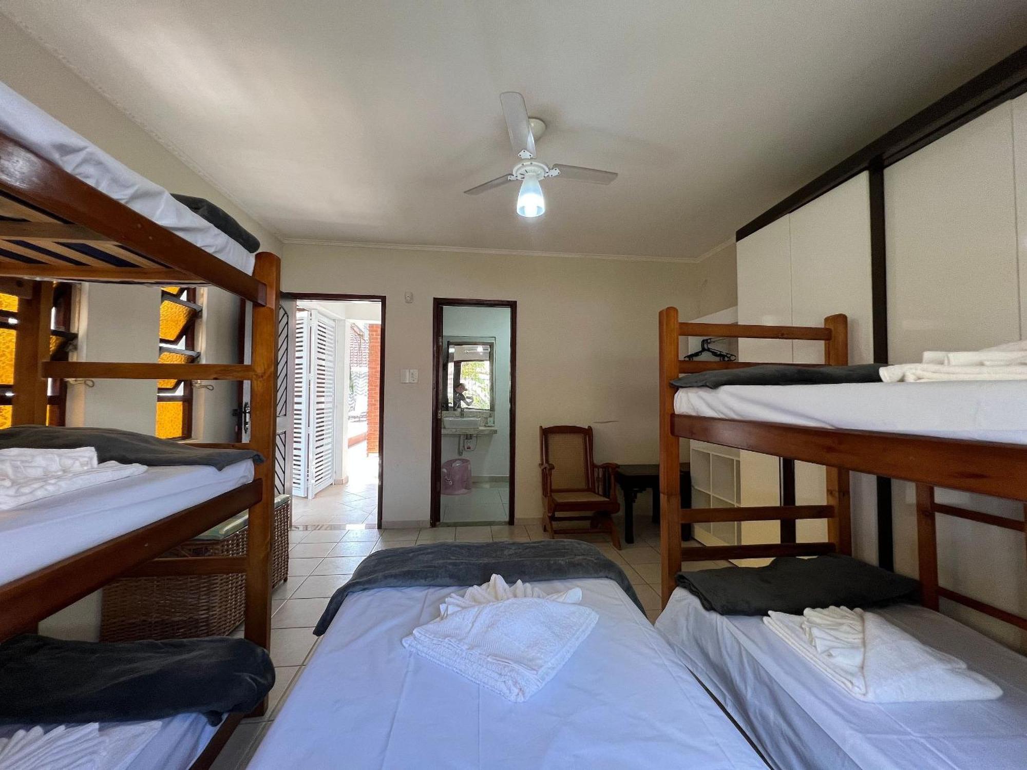 Casa Agradavel Com Piscina, A Poucos Passos Da Praia Peruíbe Buitenkant foto