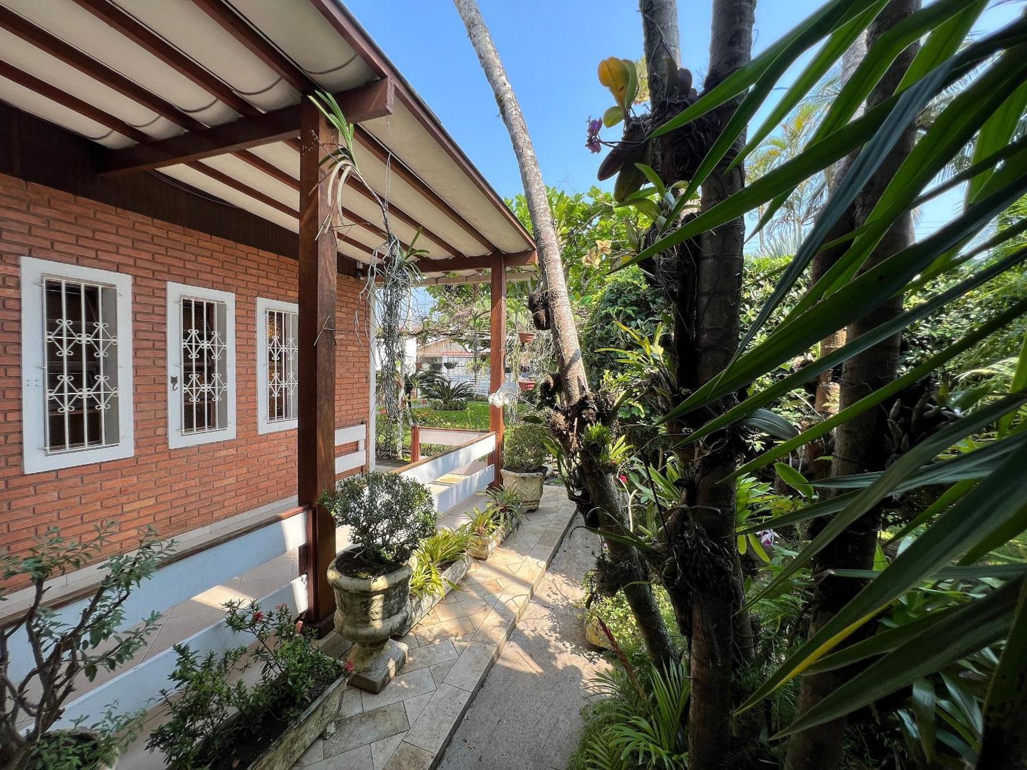 Casa Agradavel Com Piscina, A Poucos Passos Da Praia Peruíbe Buitenkant foto