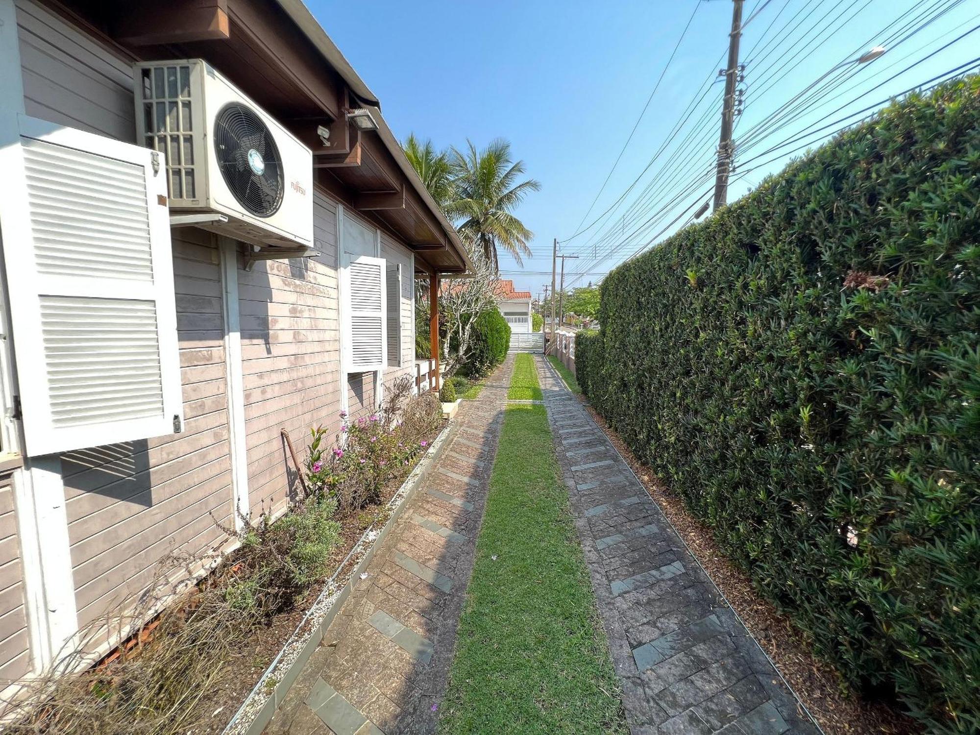 Casa Agradavel Com Piscina, A Poucos Passos Da Praia Peruíbe Buitenkant foto